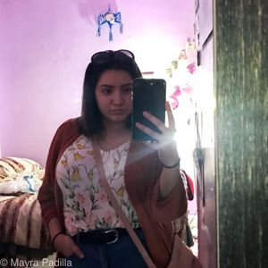 Meet your Posher, Mayra